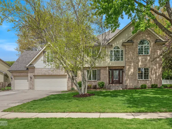 803 Behrens St, Yorkville, IL 60560