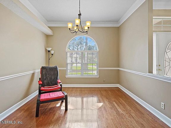5th image of 4050 Alesbury Dr