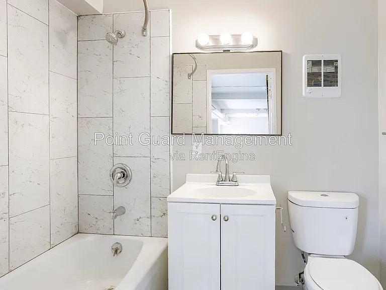 7460 Graceland Dr #325 — Photo 11
