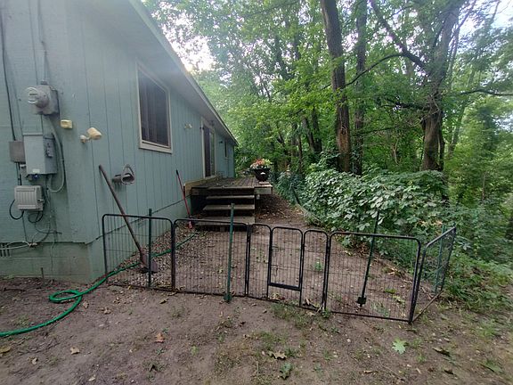 3rd image of 3847 Ponchartrain Dr