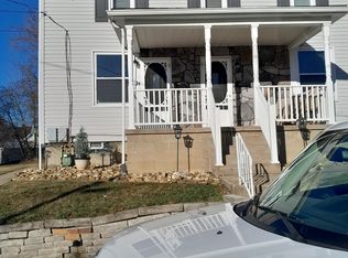 309 1/2 Anderson Ave, Leechburg, PA 15656