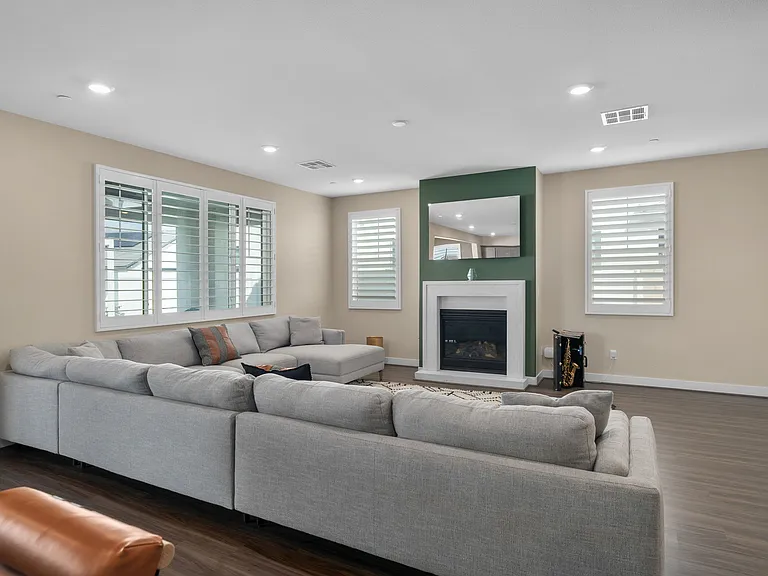 2394 Crater Ave — Photo 8