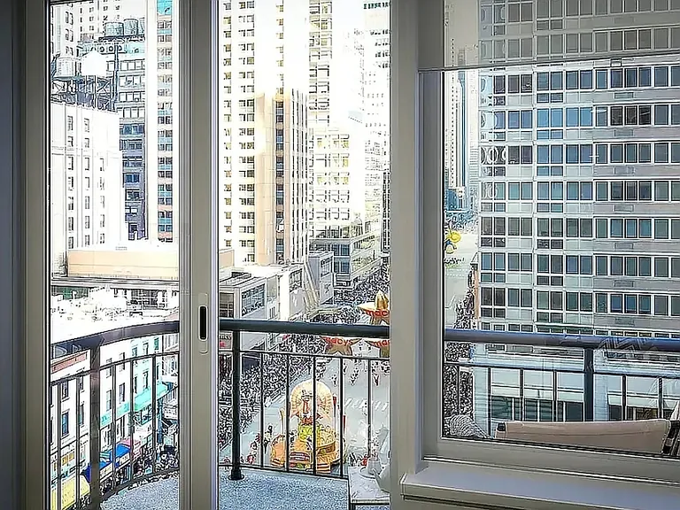 70 W 37th St #1114 — Photo 7