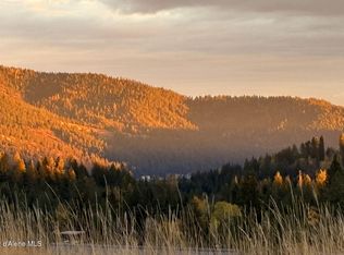 15527 S Chalone Dr, Coeur D Alene, ID 83814