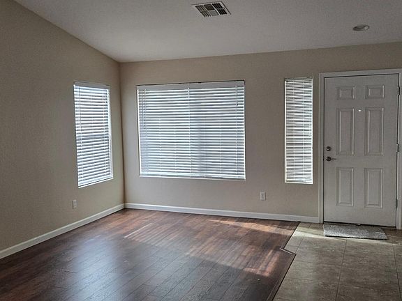 Livingroom & Entry (den is to the right)