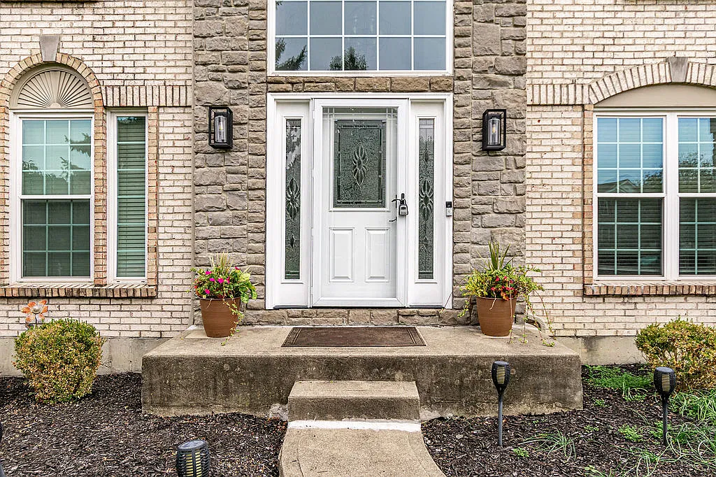 4 bed, 3800 sqft, $3,700 — Photo 4