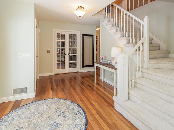 5th image of 8423 Phoebe St