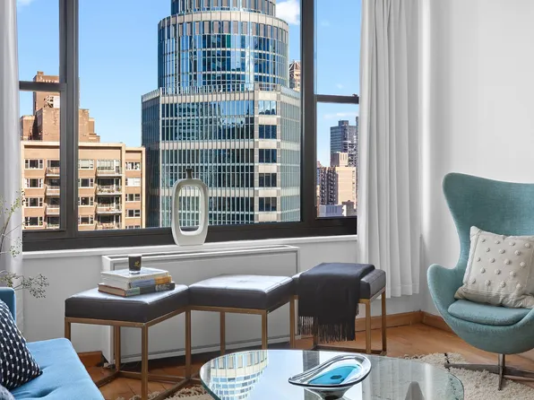 117 East 57th Street image 8 of 11