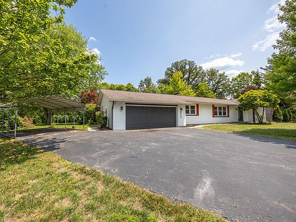 4th image of 6570 Rolling Hills Pl