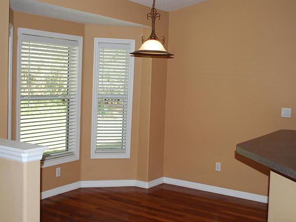 3rd image of 4748 NW 46th Ave
