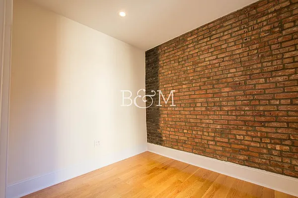 Rented by Brick&Mortar | media 15