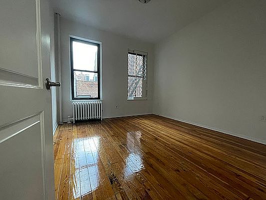 1st image of 217 E 85th St APT 20