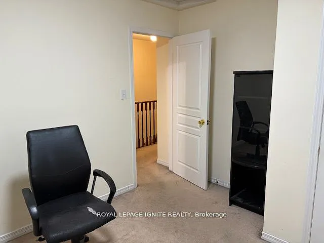 11 Curran Hall Cres — Photo 16