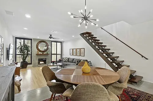 1209 N Kings Rd #8 Photo 1