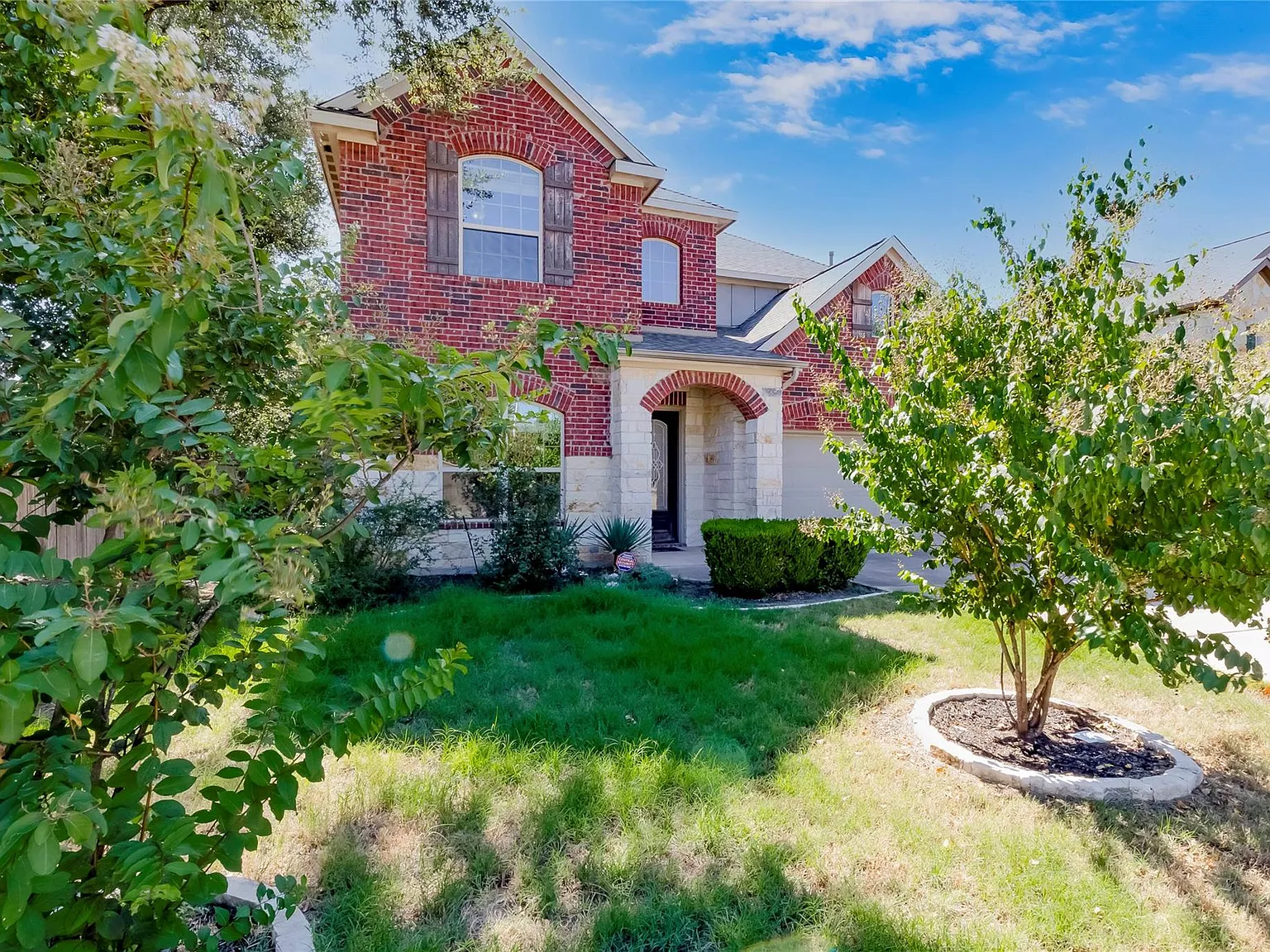 4 bed, 3.0 bath, 3039 sqft, $3,200 — Photo 3