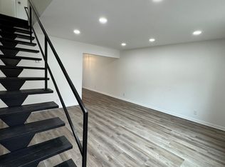 Elmer 5545 - 3, North Hollywood, CA 91601