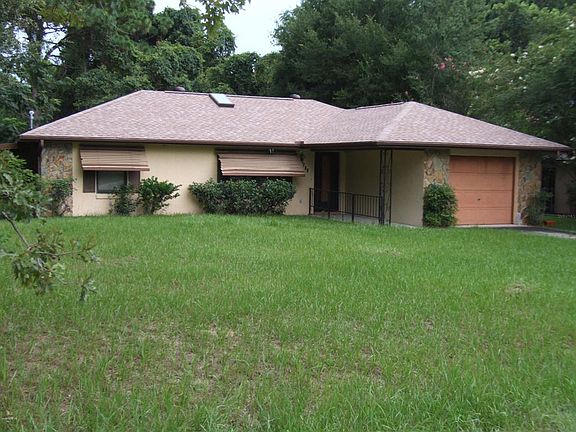 3rd image of 230 Bahia Cir