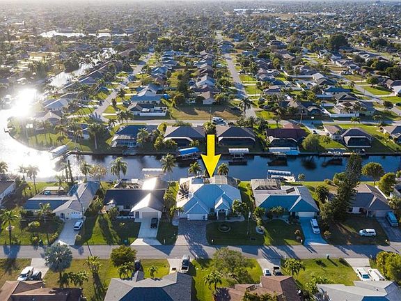 4th image of 4420 SW 1st Pl