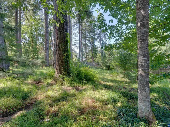 1341 NW Souza Pl, Corvallis, OR 97330