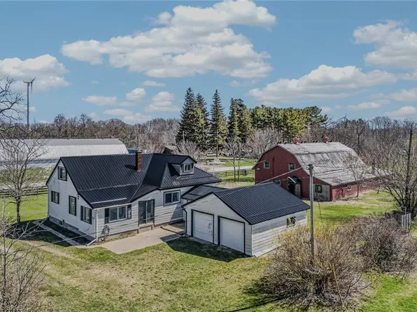 80 Lakeshore Rd, Norfolk County, ON N0J 1T0