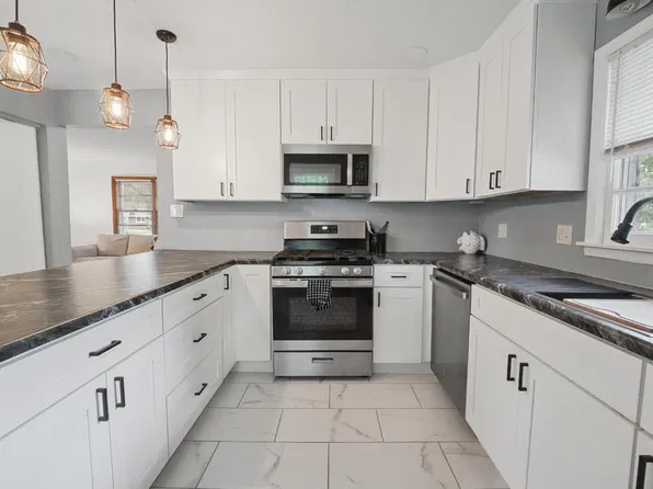808 N West Blvd, Columbia, MO 65203