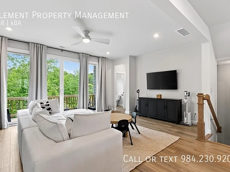 4730 Cypress Tree Ln #1 — Photo 20