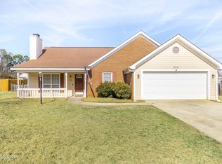 304 Cliff Howard Dr, Warner Robins, GA 31088