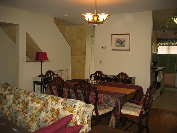 5th image of 408 Cornwall Meadows Ln