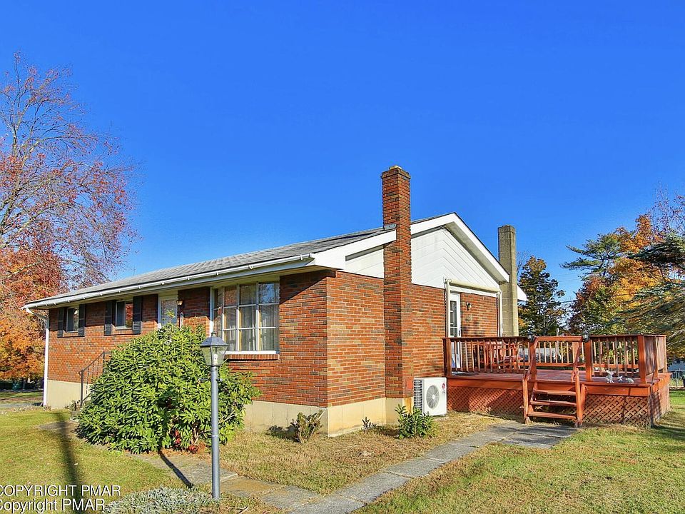 2nd image of 916 Mount Zion Ave