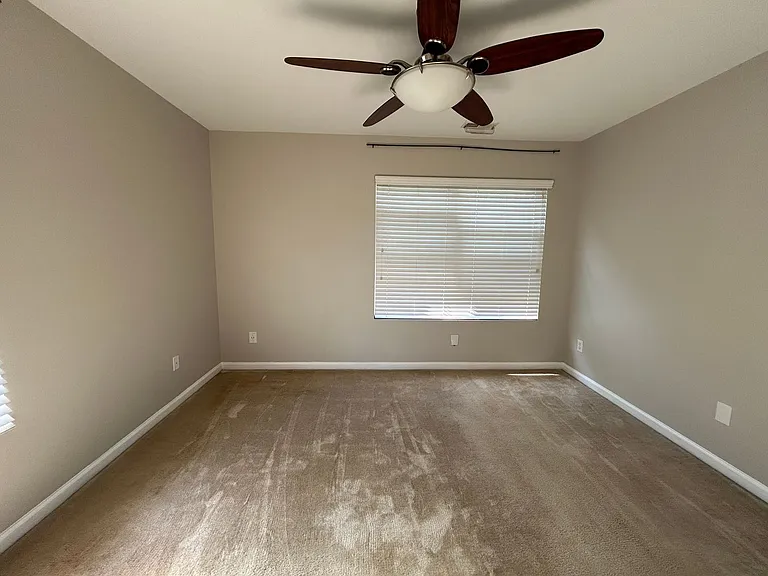 619 Laurens Way — Photo 14