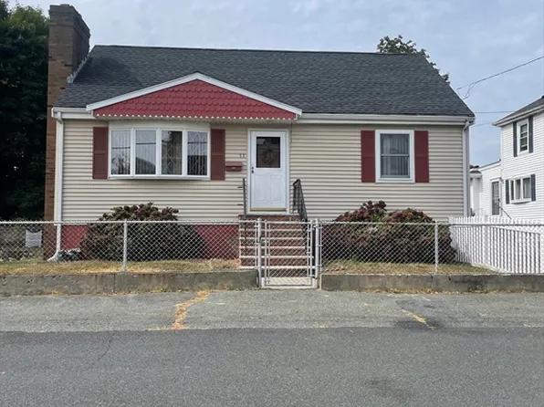 11 Dane St, Peabody, MA 01960