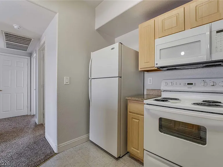 8000 Badura Ave #1133 — Photo 10
