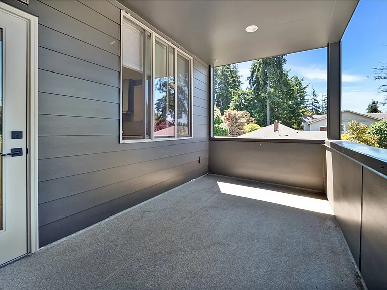 18402 Corliss Ave N #A — Photo 20