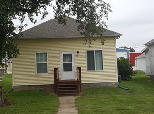 106 5th St, Neola, IA 51559