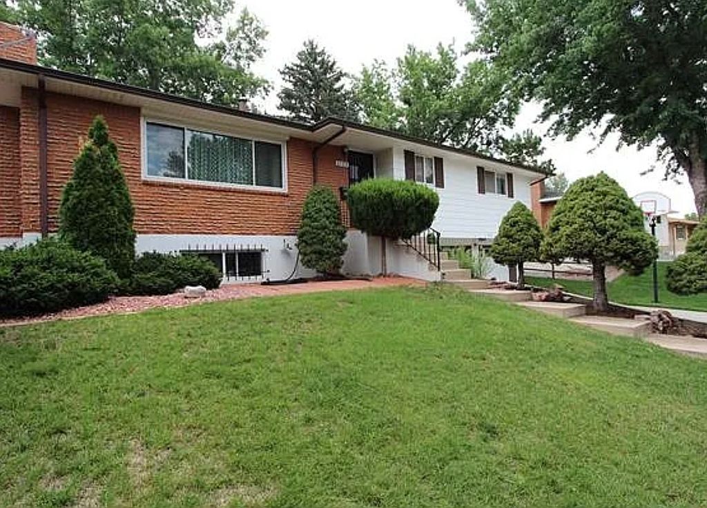 2123 Tesla Dr - Property Image