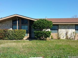 7423 Meadow Breeze Dr, San Antonio, TX 78227