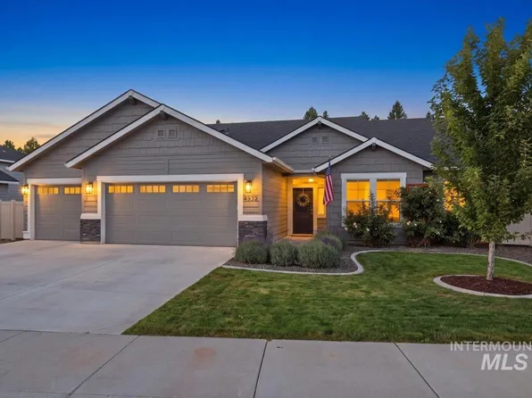 4932 W Vanderbilt Dr, Meridian, ID 83646