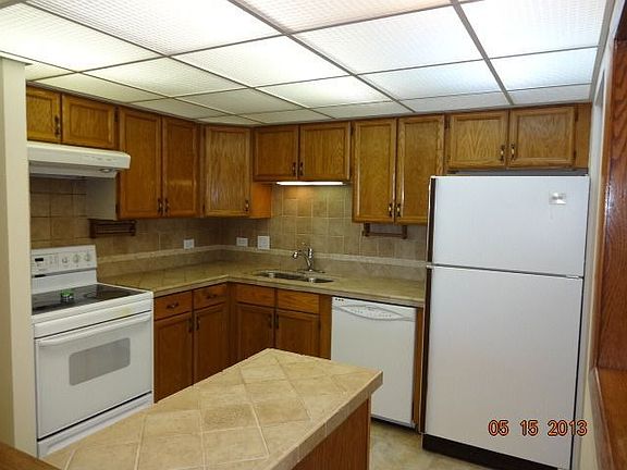 5th image of 9118 W Elmwood Dr APT 2M