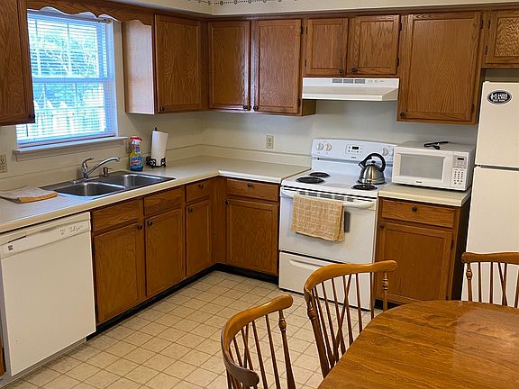 2nd image of 2343 Breckenridge Ct