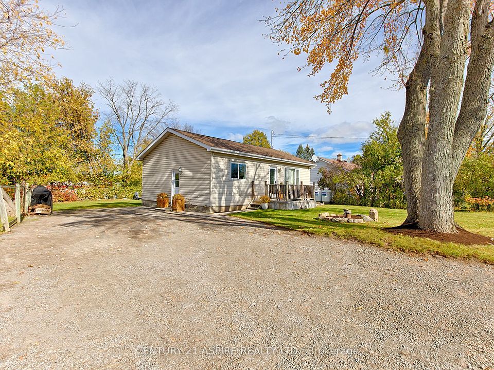 1st image of 106 Forest Lea Rd