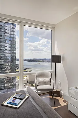 Rented by The Moinian Group | media 6