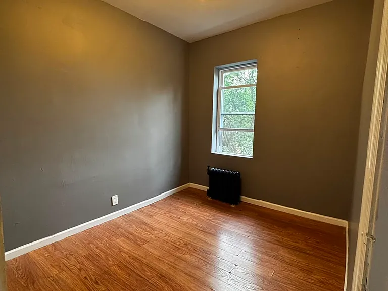713 Arlington Ave #4D — Photo 4