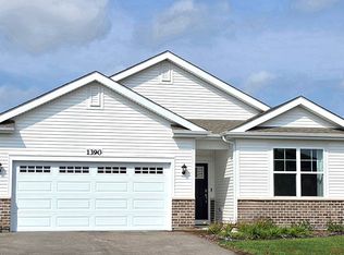 1390 Wild Tulip Cir, Bartlett, IL 60103