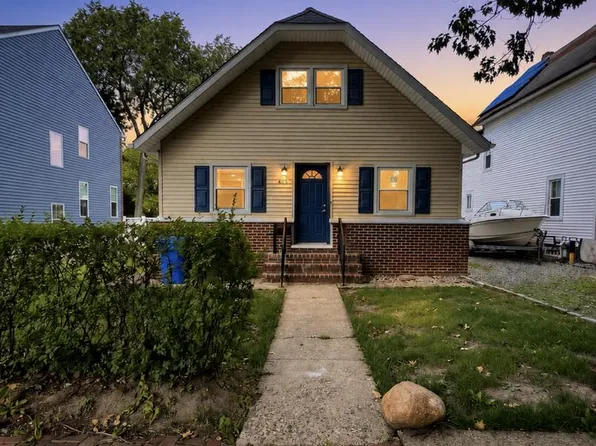 405 Elm Ave, Riverton, NJ 08077