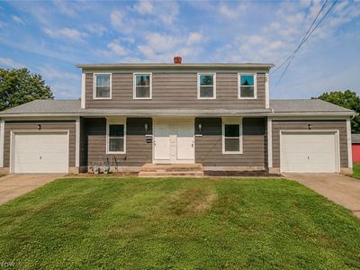 4296 & 4300 Lorwood Dr, Cuyahoga Falls, OH, 44224