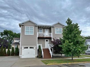 200 N 2nd St, Grand Haven, MI 49417