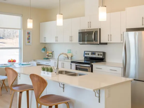 680 Saginaw Pkwy, Cambridge, ON