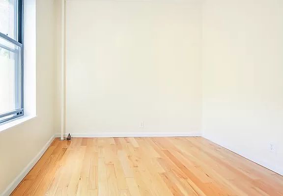 5th image of 244 Roebling St APT 11