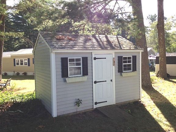 2nd image of 43 Redwood Dr