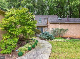 6713 Arroyo Ct, Rockville, MD 20852